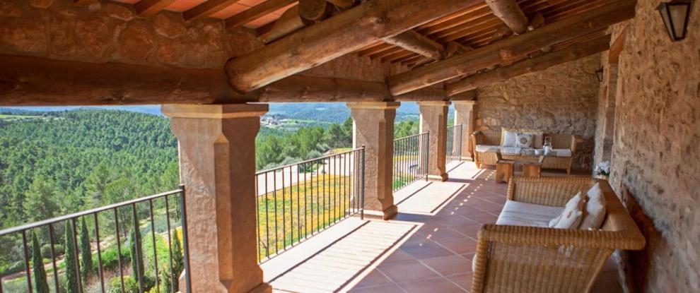 Отель La Garriga De Castelladral Экстерьер фото