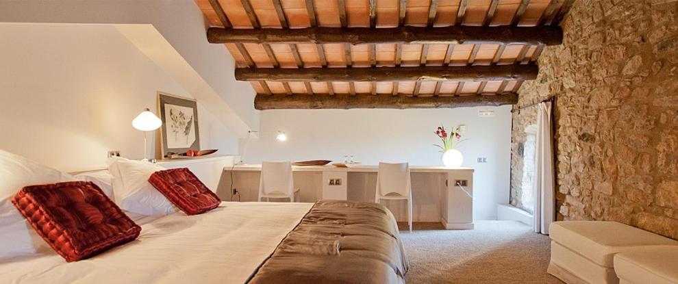 Отель La Garriga De Castelladral Экстерьер фото